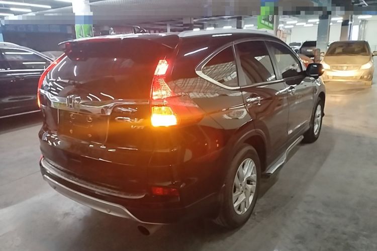 Used Honda CR-V 2015 2.4L two-wheel drive luxury version Rear Right 45 Deg
