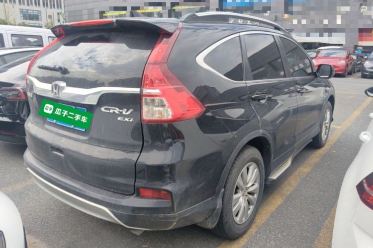 Used Honda CR-V 2015 2.0L two-wheel drive Fashion Edition Rear Right 45 Deg