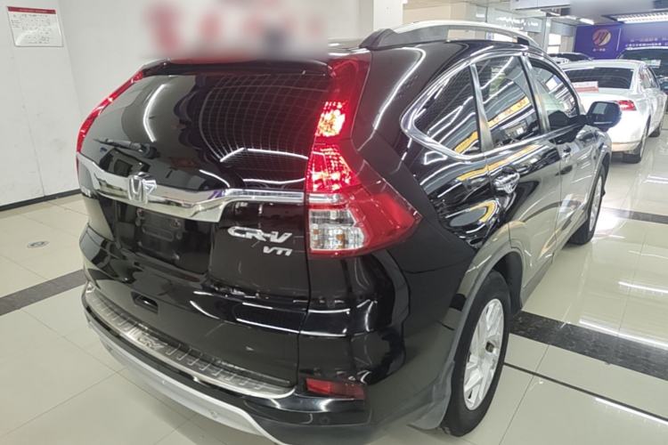 Used Honda CR-V 2015 2.4L two-wheel drive luxury version Rear Right 45 Deg