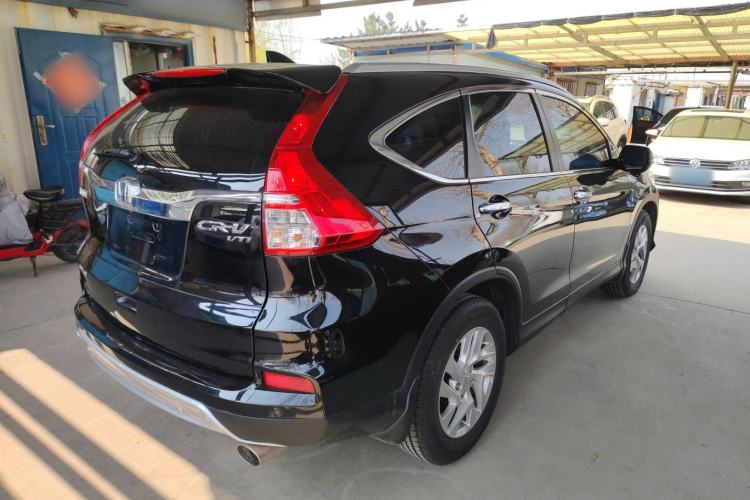 Used Honda CR-V 2015 2.4L four-wheel drive luxury version Rear Right 45 Deg