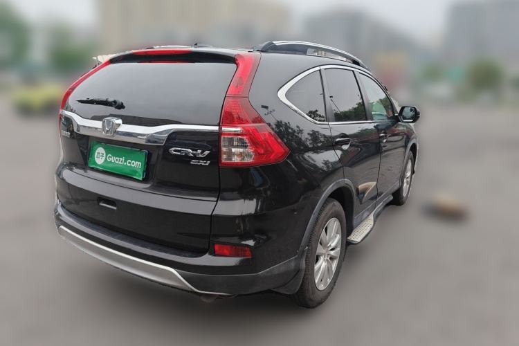Used Honda CR-V 2015 2.0L two-wheel drive Fashion Edition Rear Right 45 Deg