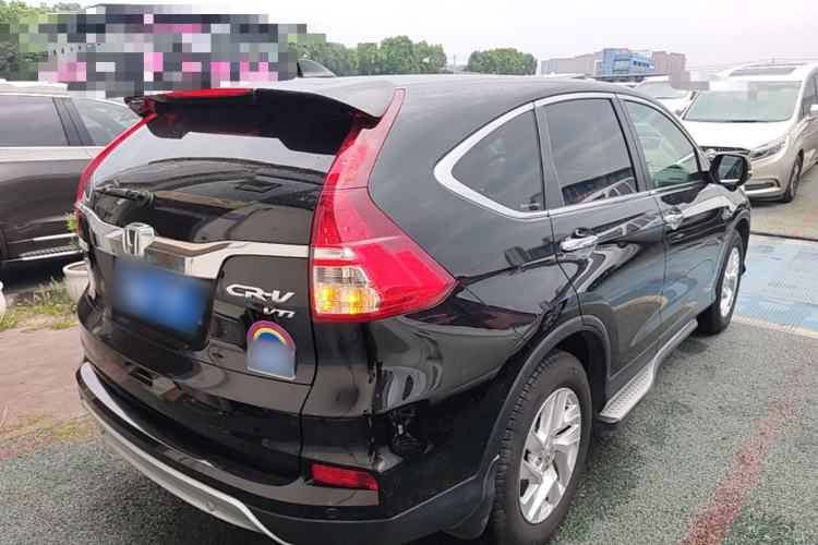Used Honda CR-V 2015 2.4L two-wheel drive luxury version Rear Right 45 Deg