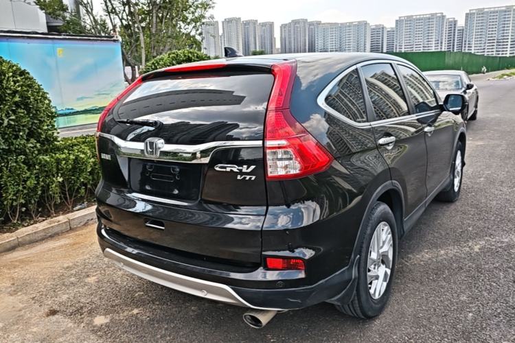 Used Honda CR-V 2015 2.4L two-wheel drive luxury version Rear Right 45 Deg