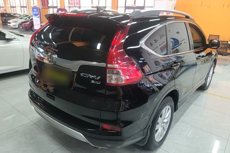 Used Honda CR-V 2015 2.0L two-wheel drive Fashion Edition Rear Right 45 Deg