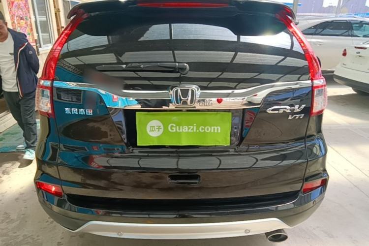Used Honda CR-V 2015 2.4L two-wheel drive luxury version Rear
