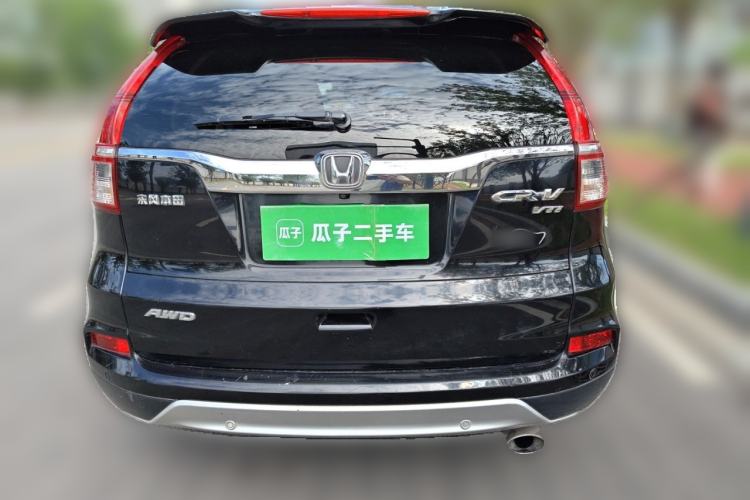 Used Honda CR-V 2015 2.4L four-wheel drive luxury version Rear