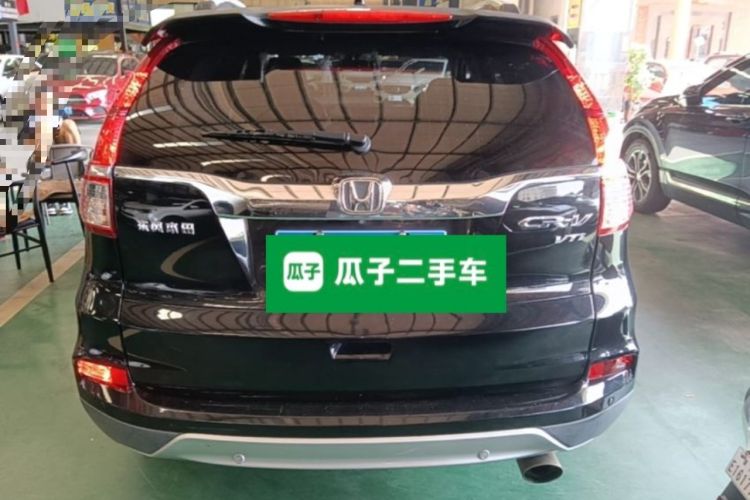 Used Honda CR-V 2015 2.4L two-wheel drive luxury version Rear