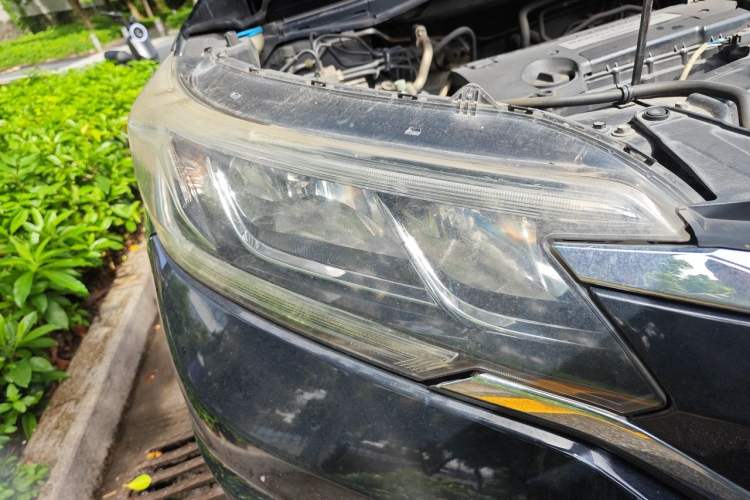 Used Honda CR-V 2015 2.4L two-wheel drive luxury version Right Front Headlight