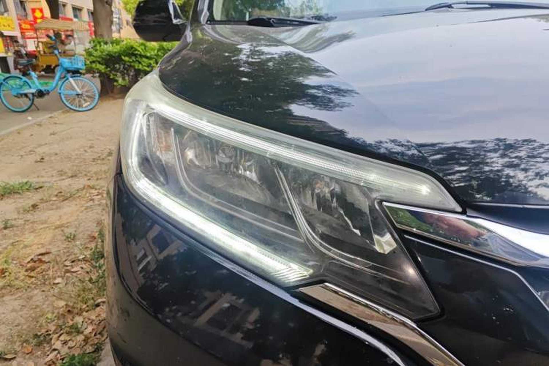 Used Honda CR-V 2015 2.0L two-wheel drive Fashion Edition Right Front Headlight
