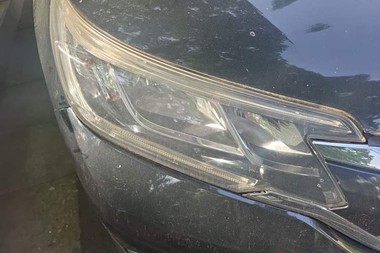 Used Honda CR-V 2015 2.0L two-wheel drive Fashion Edition Right Front Headlight