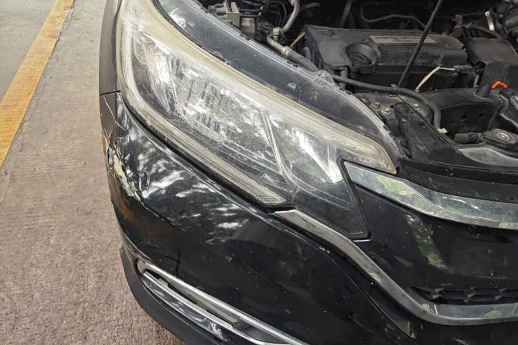 Used Honda CR-V 2015 2.4L four-wheel drive luxury version Right Front Headlight