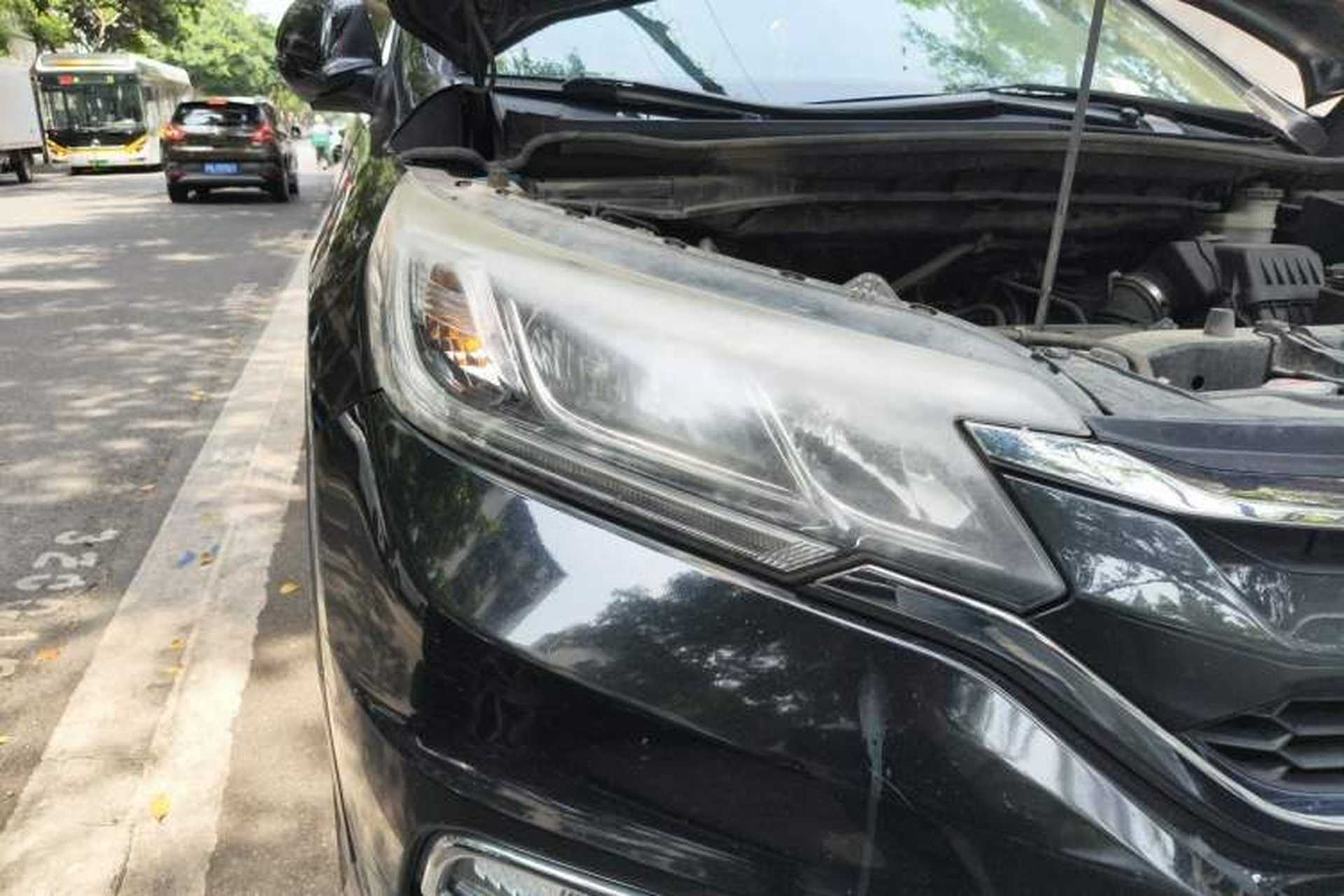 Used Honda CR-V 2015 2.0L two-wheel drive Fashion Edition Right Front Headlight