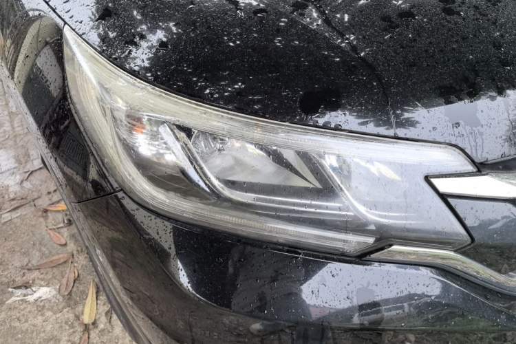 Used Honda CR-V 2015 2.4L two-wheel drive luxury version Right Front Headlight