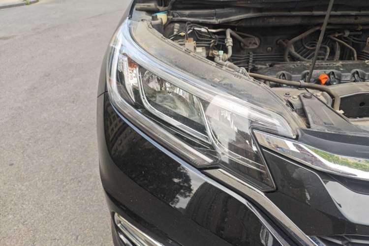 Used Honda CR-V 2015 2.0L two-wheel drive Fashion Edition Right Front Headlight