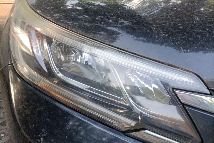 Used Honda CR-V 2015 2.0L two-wheel drive Fashion Edition Right Front Headlight