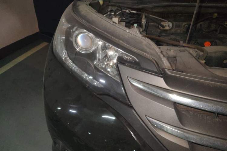 Used Honda CR-V 2015 2.0L 2WD Classic Edition Right Front Headlight