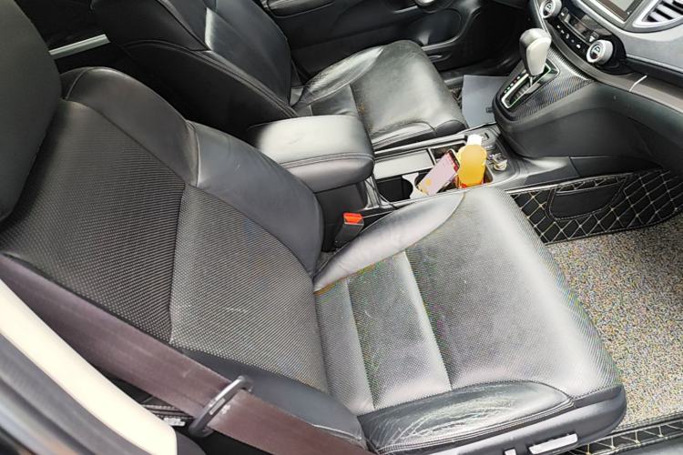 Used Honda CR-V 2015 2.4L two-wheel drive luxury version Right Front Seat