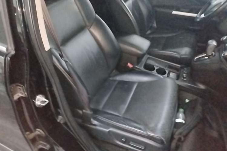 Used Honda CR-V 2015 2.4L two-wheel drive luxury version Right Front Seat