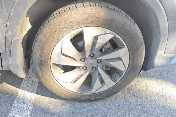 Used Honda CR-V 2015 2.4L Four-Wheel Drive Prestige Edition Right Front Wheel Hub