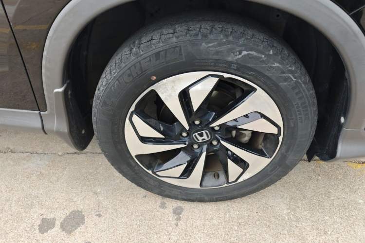 Used Honda CR-V 2015 2.4L Four-Wheel Drive Prestige Edition Right Front Wheel Hub