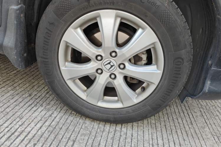 Used Honda CR-V 2015 2.0L 2WD Classic Edition Right Front Wheel Hub