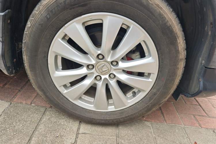 Used Honda CR-V 2015 2.0L Four-Wheel Drive Fashion Edition Right Front Wheel Hub