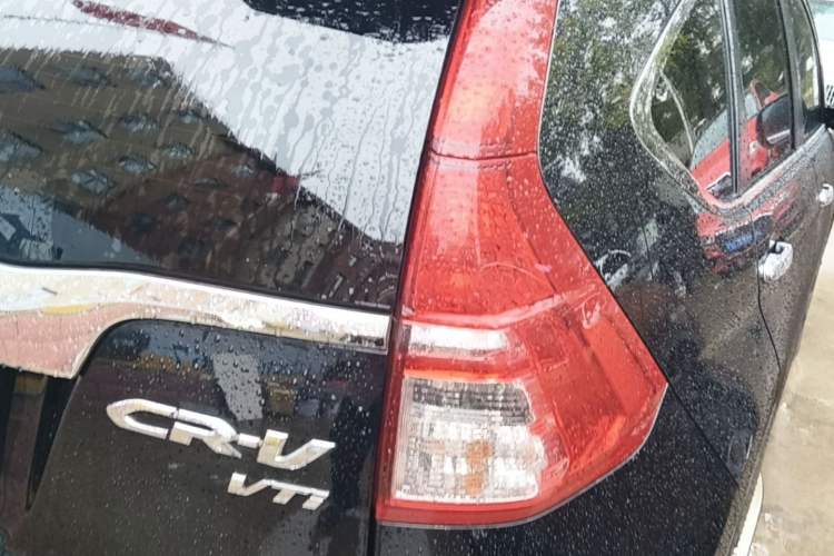 Used Honda CR-V 2015 2.4L two-wheel drive luxury version Right Rear Taillight