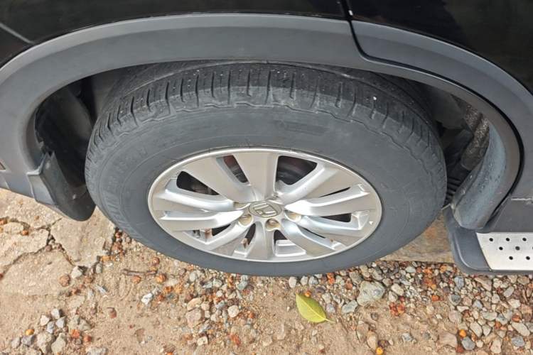 Used Honda CR-V 2015 2.0L two-wheel drive Fashion Edition Right Rear Wheel Hub