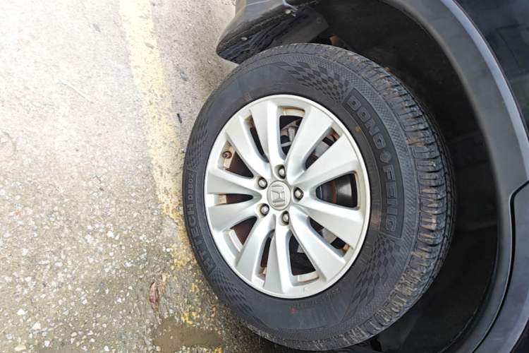 Used Honda CR-V 2015 2.0L two-wheel drive Fashion Edition Right Rear Wheel Hub