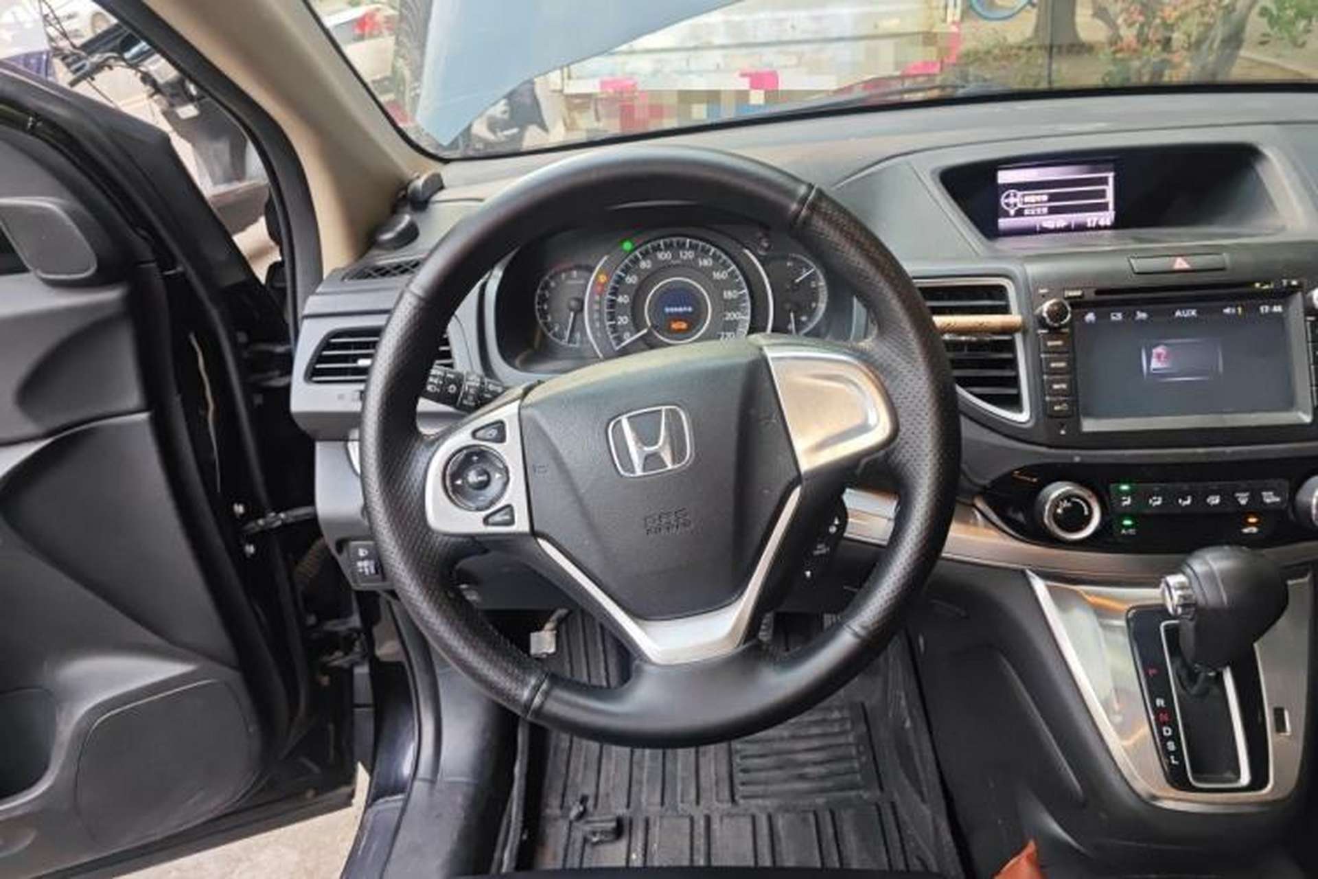 Used Honda CR-V 2015 2.0L two-wheel drive Fashion Edition Steering Wheel
