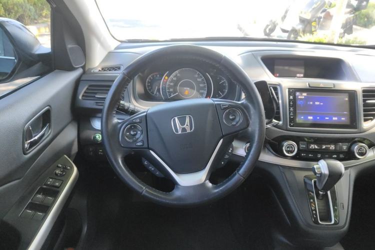 Used Honda CR-V 2015 2.4L four-wheel drive luxury version Steering Wheel
