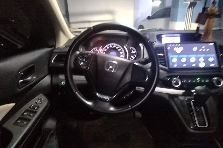 Used Honda CR-V 2015 2.0L two-wheel drive Fashion Edition Steering Wheel