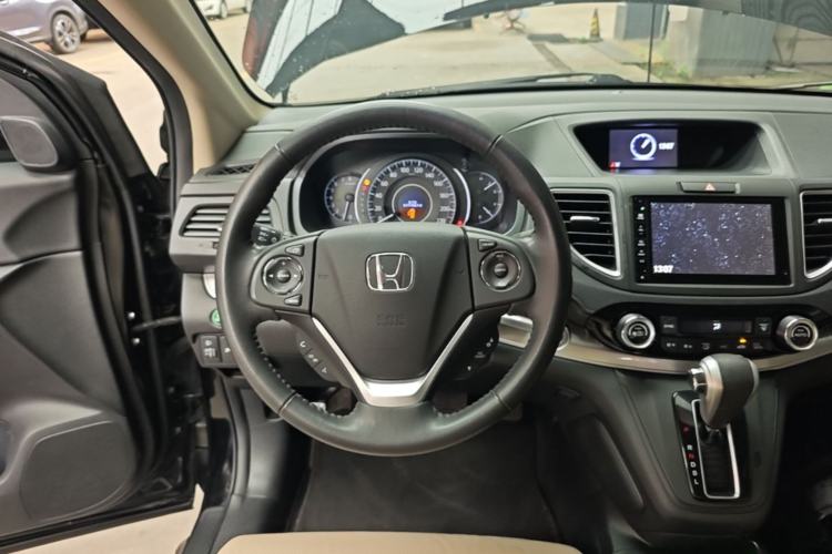 Used Honda CR-V 2015 2.4L four-wheel drive luxury version Steering Wheel