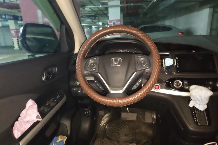 Used Honda CR-V 2015 2.4L four-wheel drive luxury version Steering Wheel
