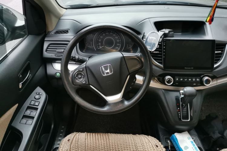 Used Honda CR-V 2015 2.0L two-wheel drive Fashion Edition Steering Wheel