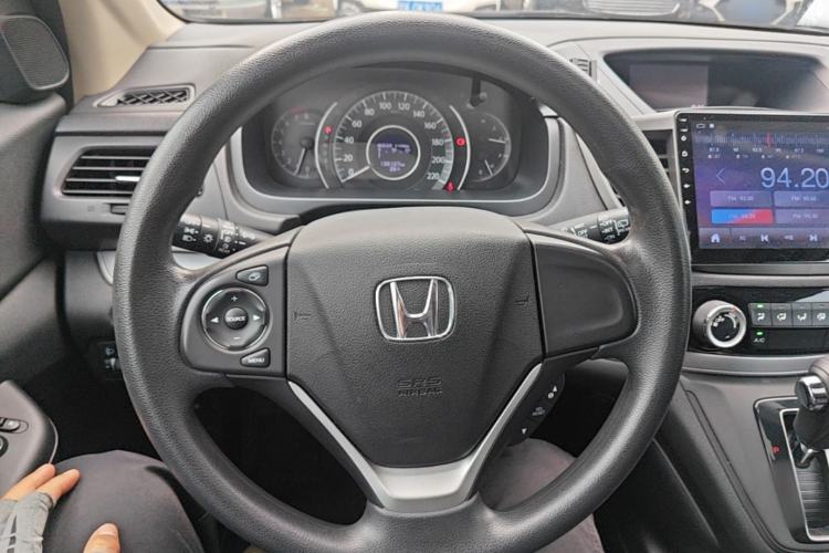 Used Honda CR-V 2015 2.0L two-wheel drive Fashion Edition Steering Wheel