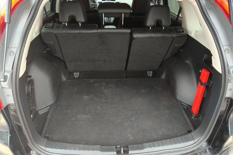 Used Honda CR-V 2015 2.4L four-wheel drive luxury version Trunk