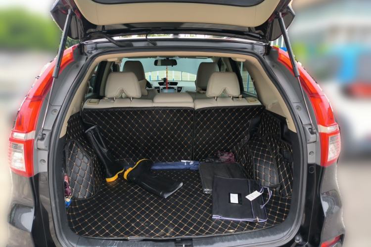 Used Honda CR-V 2015 2.0L two-wheel drive urban version Trunk