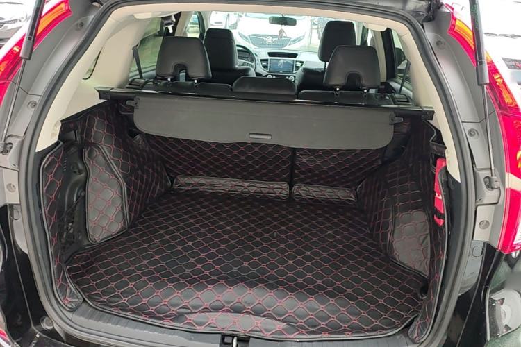Used Honda CR-V 2015 2.4L two-wheel drive luxury version Trunk