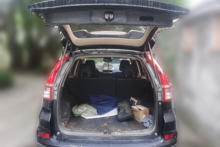 Used Honda CR-V 2015 2.0L two-wheel drive urban version Trunk