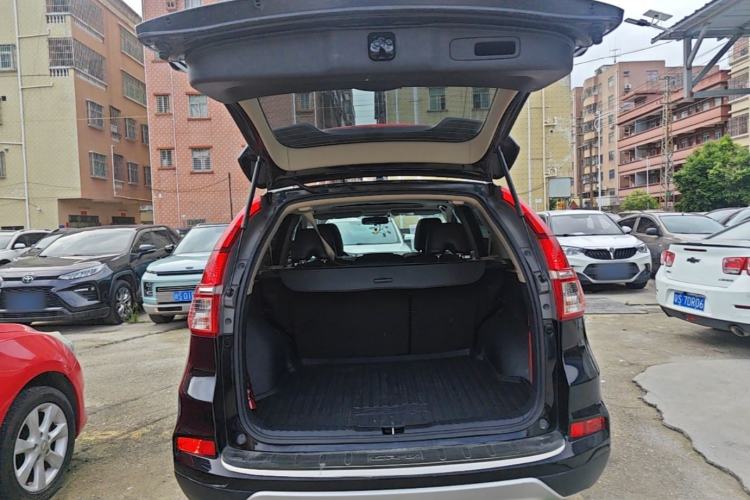 Used Honda CR-V 2015 2.0L two-wheel drive Fashion Edition Trunk