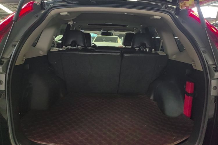 Used Honda CR-V 2015 2.0L two-wheel drive Fashion Edition Trunk