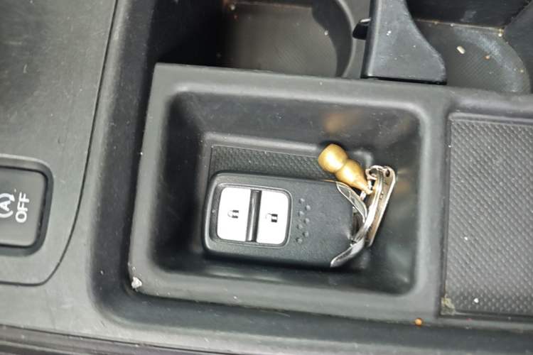 Used Honda CR-V 2015 2.0L two-wheel drive Fashion Edition Vehicle Key