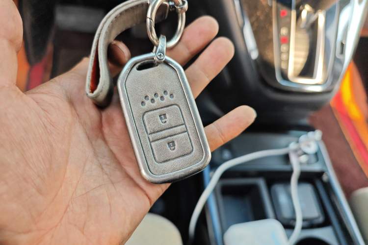 Used Honda CR-V 2015 2.0L Four-Wheel Drive Fashion Edition Vehicle Key
