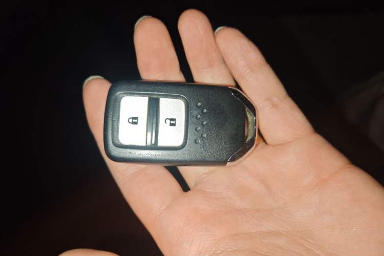 Used Honda CR-V 2015 2.0L two-wheel drive Fashion Edition Vehicle Key