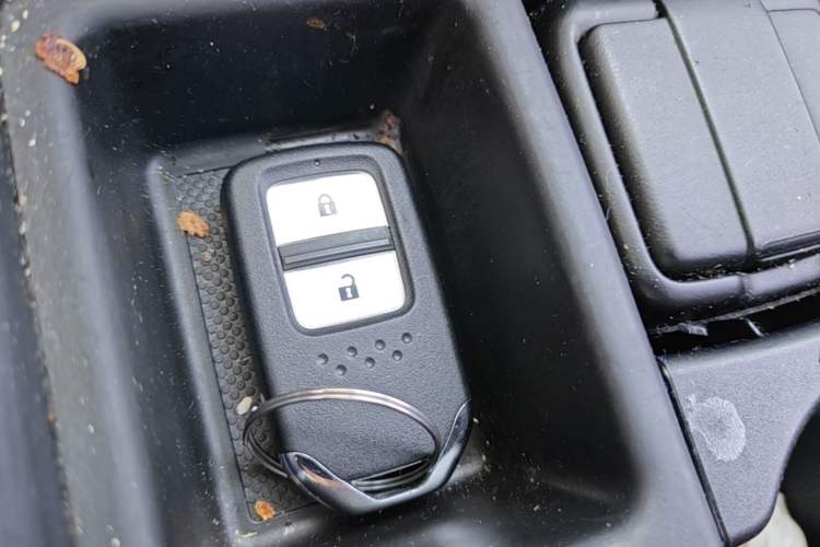 Used Honda CR-V 2015 2.4L two-wheel drive luxury version Vehicle Key