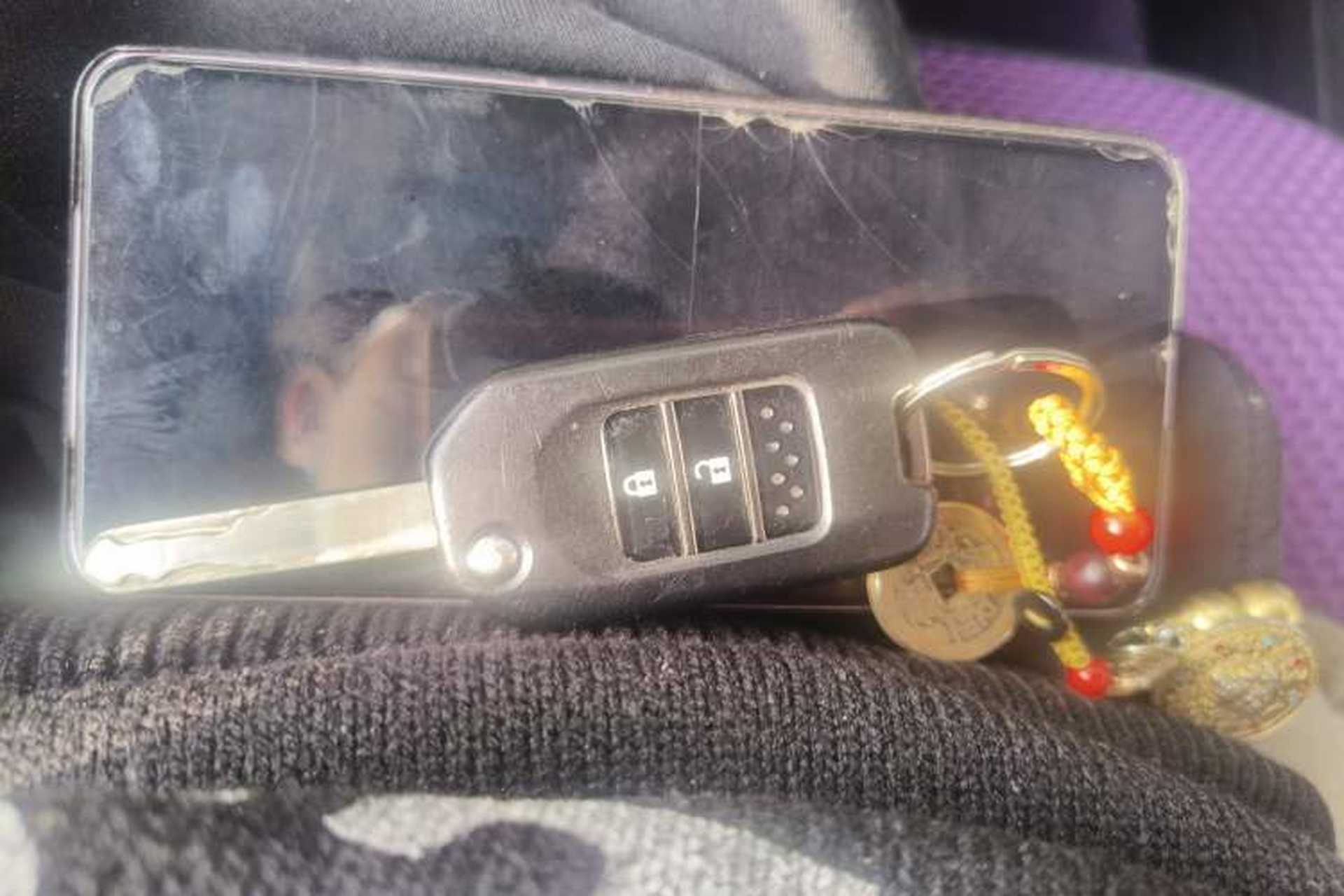 Used Honda CR-V 2015 2.0L two-wheel drive urban version Vehicle Key