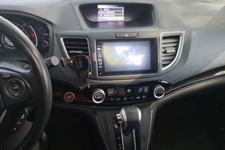 Used Honda CR-V 2015 2.4L Four-Wheel Drive Prestige Edition Audio And AC Panel