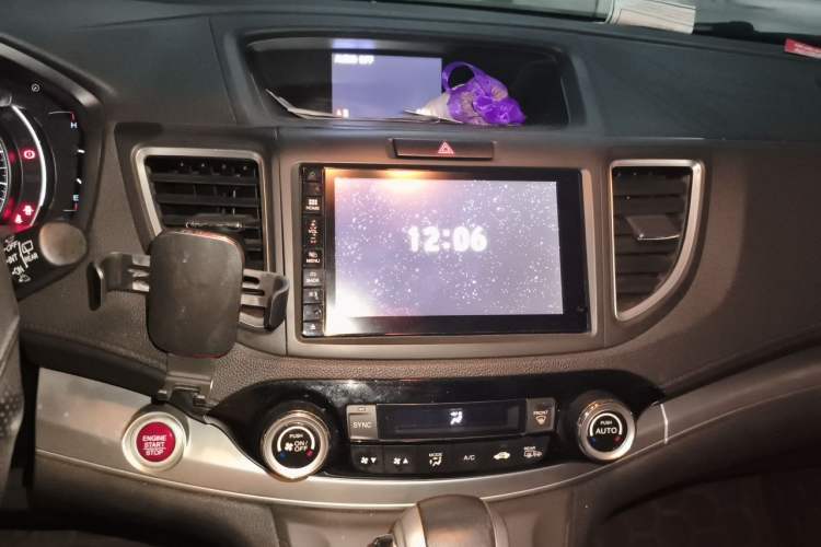 Used Honda CR-V 2015 2.4L two-wheel drive luxury version Audio And AC Panel