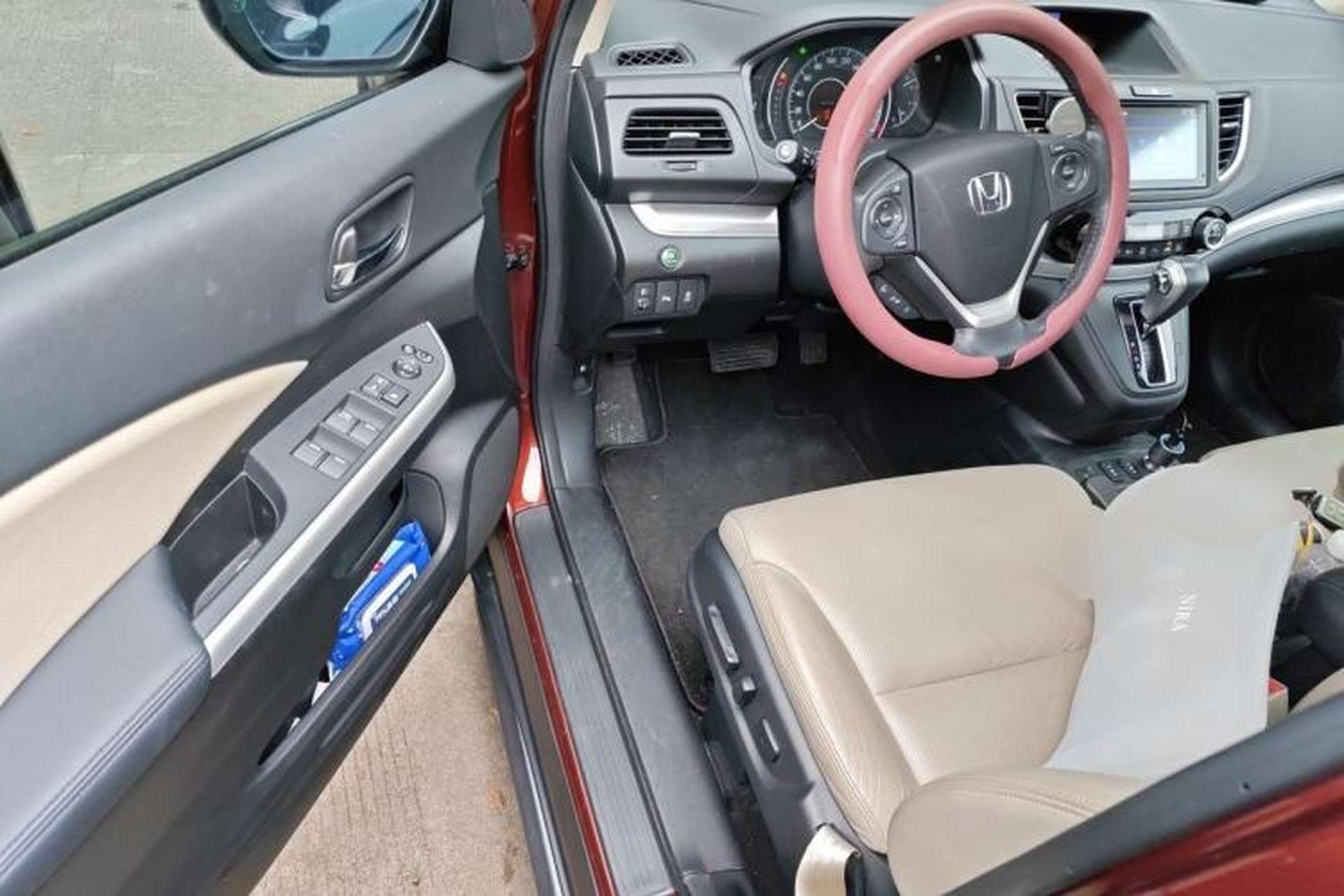 Used Honda CR-V 2015 2.4L two-wheel drive luxury version Driver Seat